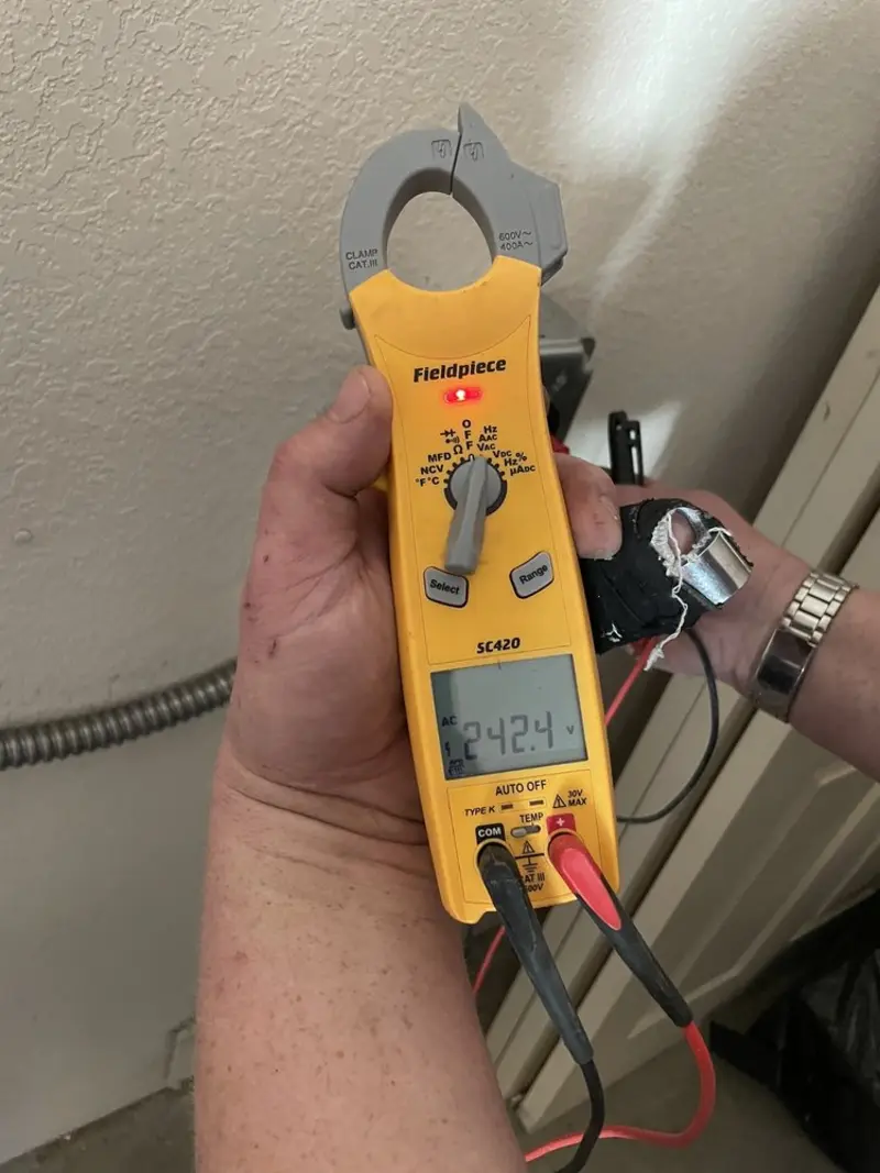 Voltage testing with clamp meter during Aluminum Wiring Replacement in Woodmere